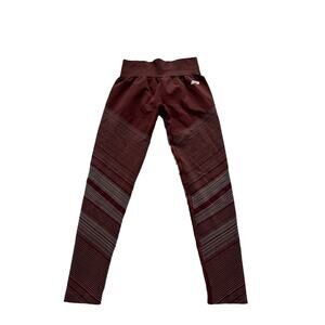 Gym Pursue Fitness Move Seamless Women’s Leggings Plum Sz L‎ EUC Workout